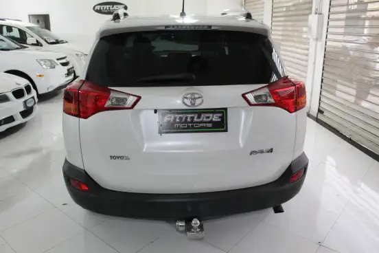 TOYOTA-RAV4-2014