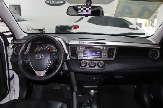 TOYOTA-RAV4-2014