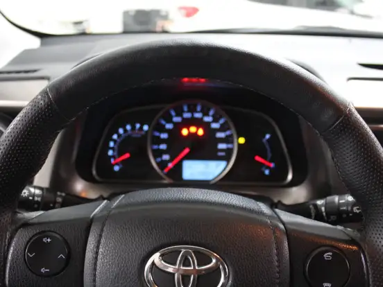 TOYOTA-RAV4-2.0 4X2 16V GASOLINA 4P AUTOMÁTICO TOYOTA-RAV4-2014