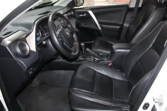 TOYOTA-RAV4-2014