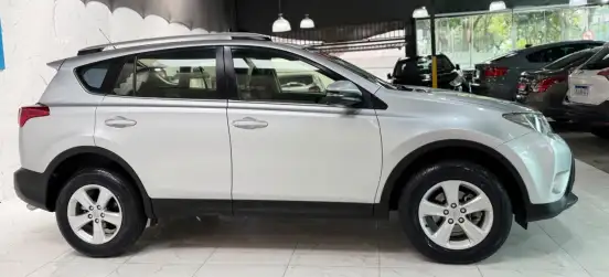 TOYOTA-RAV4-2013