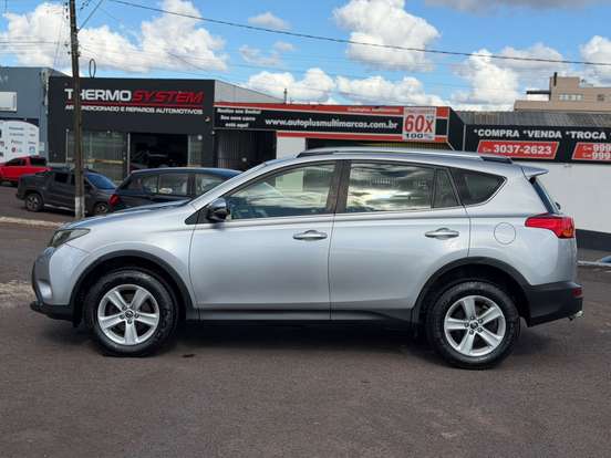 TOYOTA-RAV4-2014