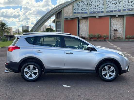 TOYOTA-RAV4-2.0 4X2 16V GASOLINA 4P AUTOMÁTICO TOYOTA-RAV4-2014