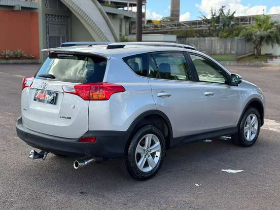 TOYOTA-RAV4-2.0 4X2 16V GASOLINA 4P AUTOMÁTICO TOYOTA-RAV4-2014
