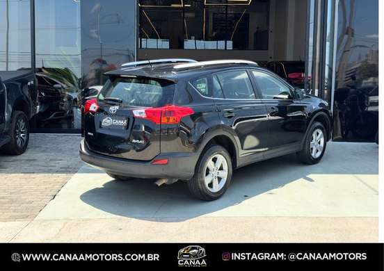 TOYOTA-RAV4-2014