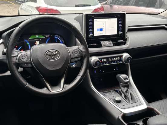TOYOTA-RAV4-2020