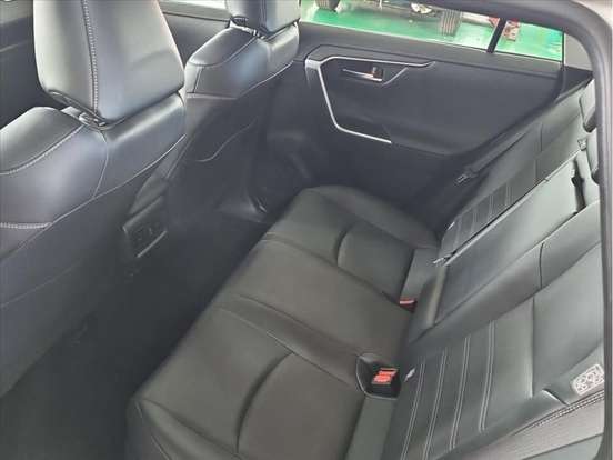 TOYOTA-RAV4-2019