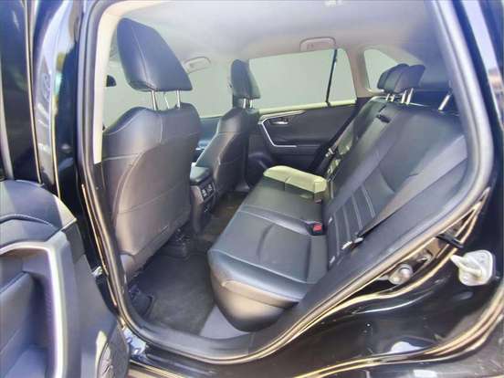 TOYOTA-RAV4-2019