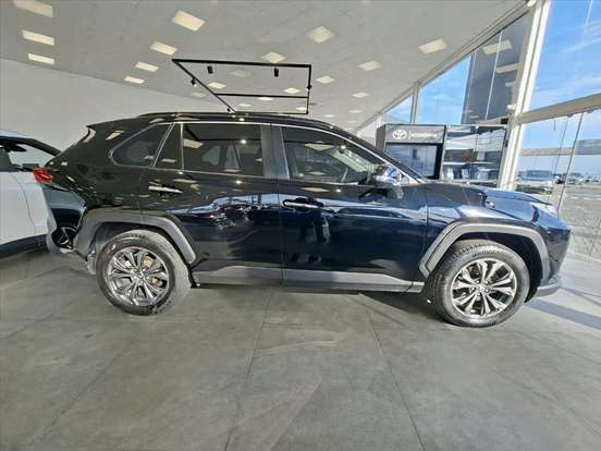 TOYOTA-RAV4-2025