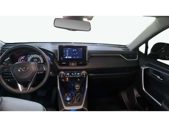TOYOTA-RAV4-2025