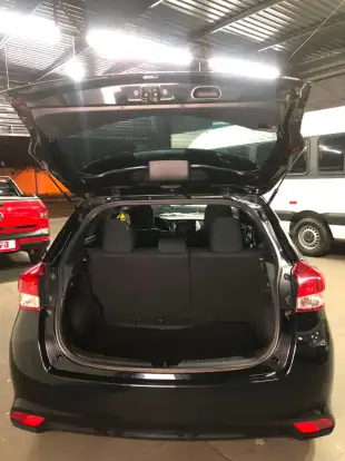 TOYOTA-YARIS-2019