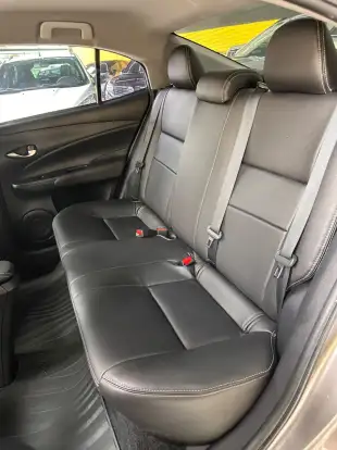 TOYOTA-YARIS-2018