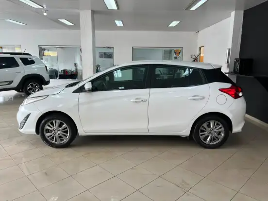 TOYOTA-YARIS-1.5 16V FLEX XL PLUS CONNECT MULTIDRIVE TOYOTA-YARIS-2020