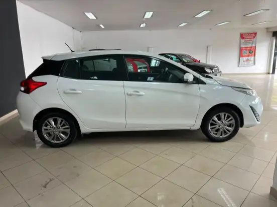 TOYOTA-YARIS-1.5 16V FLEX XL PLUS CONNECT MULTIDRIVE TOYOTA-YARIS-2020