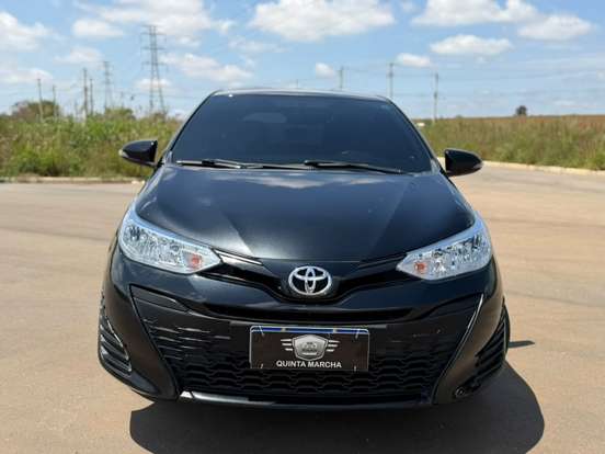 TOYOTA-YARIS-2020
