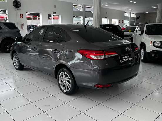 TOYOTA-YARIS-1.5 16V FLEX SEDAN XS CONNECT MULTIDRIVE TOYOTA-YARIS-2022