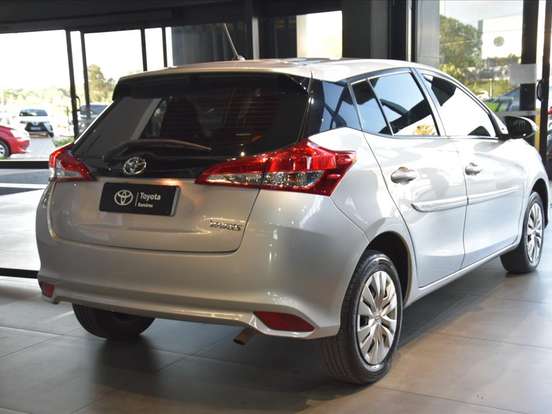 TOYOTA-YARIS-1.5 16V FLEX XL MULTIDRIVE TOYOTA-YARIS-2022