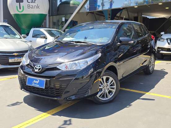 TOYOTA-YARIS-2019