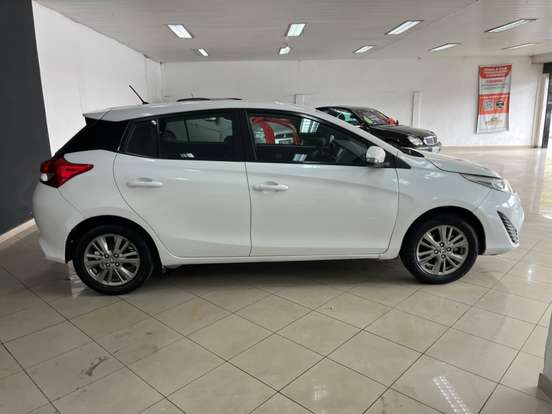 TOYOTA-YARIS-1.5 16V FLEX XL PLUS CONNECT MULTIDRIVE TOYOTA-YARIS-2020