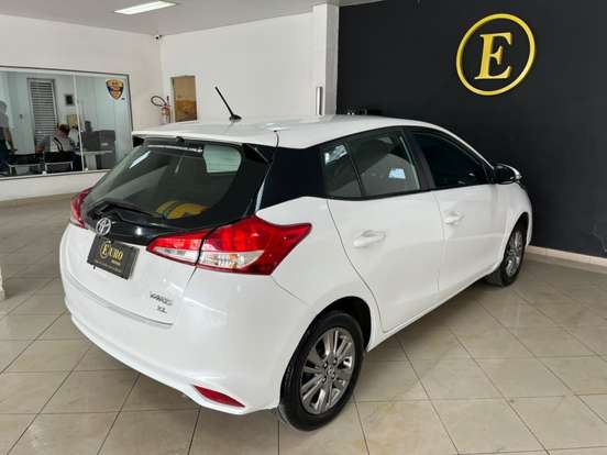 TOYOTA-YARIS-1.5 16V FLEX XL PLUS CONNECT MULTIDRIVE TOYOTA-YARIS-2020