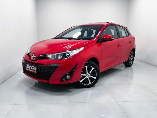 TOYOTA-YARIS-2019