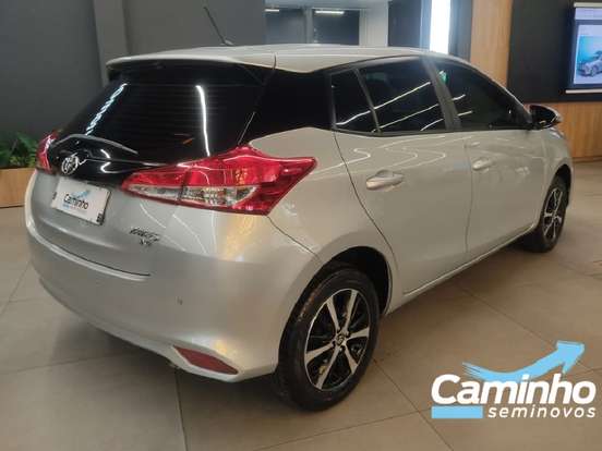 TOYOTA-YARIS-2020