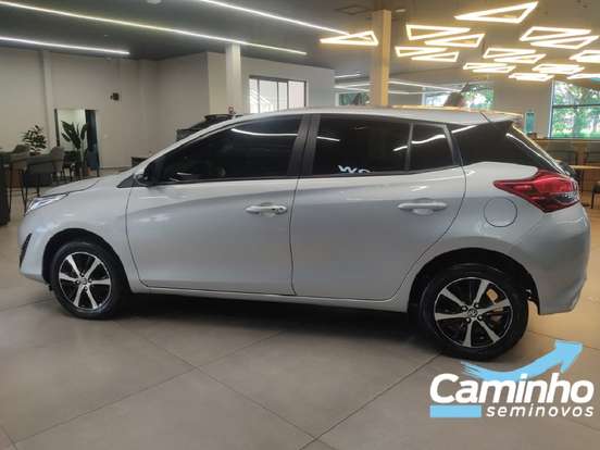 TOYOTA-YARIS-1.5 16V FLEX XS CONNECT MULTIDRIVE TOYOTA-YARIS-2020