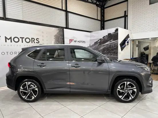 TOYOTA-YARIS CROSS-2026