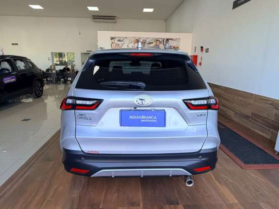 TOYOTA-YARIS CROSS-2026