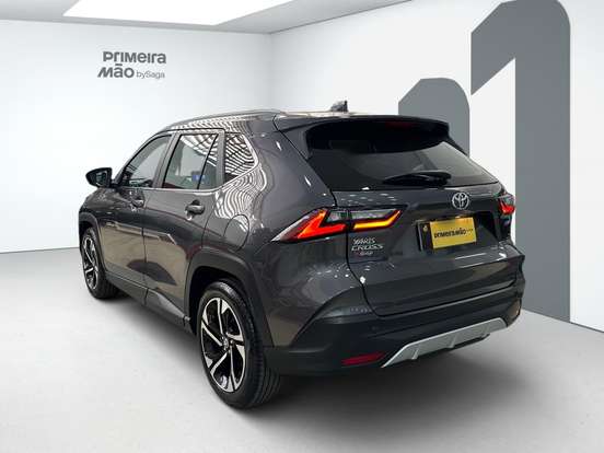 TOYOTA-YARIS CROSS-2026