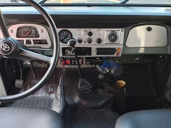 TOYOTA-BANDEIRANTE-3.7 BJ50LV-B 4X4 CHASSI LONGO DIESEL 2P MANUAL TOYOTA-BANDEIRANTE-1983