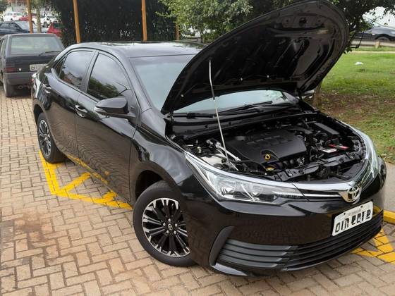 TOYOTA COROLLA 1.8 GLI 16V FLEX 4P AUTOMÁTICO