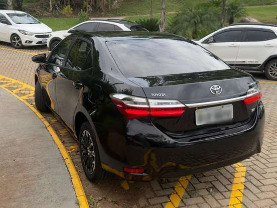 TOYOTA-COROLLA-2017
