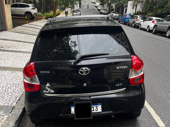 TOYOTA ETIOS 1.3 X 16V FLEX 4P MANUAL