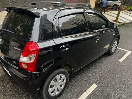 TOYOTA-ETIOS-1.3 X 16V FLEX 4P MANUAL TOYOTA-ETIOS-2015