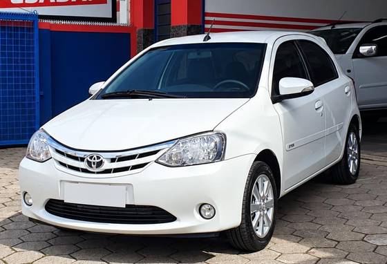 TOYOTA ETIOS 1.5 XLS 16V FLEX 4P AUTOMÁTICO
