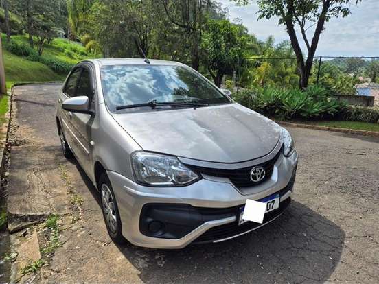 TOYOTA-ETIOS-1.5 XS SEDAN 16V FLEX 4P AUTOMÁTICO TOYOTA-ETIOS-2017