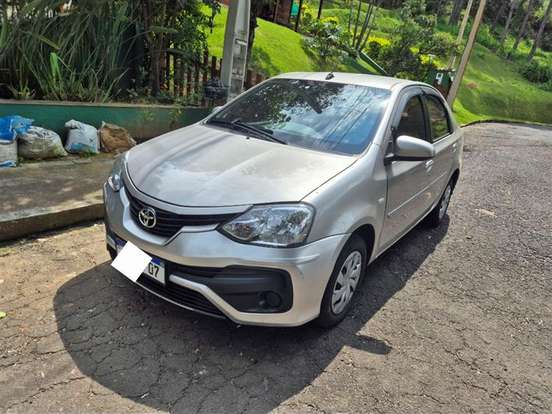 TOYOTA-ETIOS-1.5 XS SEDAN 16V FLEX 4P AUTOMÁTICO TOYOTA-ETIOS-2017