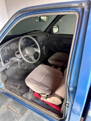 TOYOTA-HILUX-1997