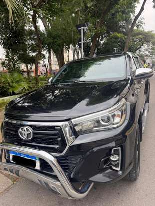 TOYOTA-HILUX-2.8 SRX 4X4 CD 16V DIESEL 4P AUTOMÁTICO TOYOTA-HILUX-2018