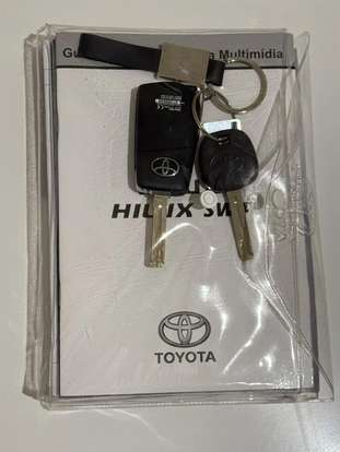 TOYOTA-HILUX SW4-2017