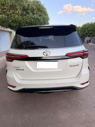 TOYOTA-HILUX SW4-2019