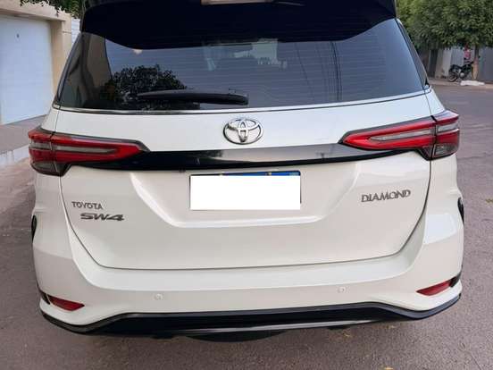 TOYOTA-HILUX SW4-2.8 SRX 4X4 16V TURBO INTERCOOLER DIESEL 4P AUTOMÁTICO TOYOTA-HILUX SW4-2019