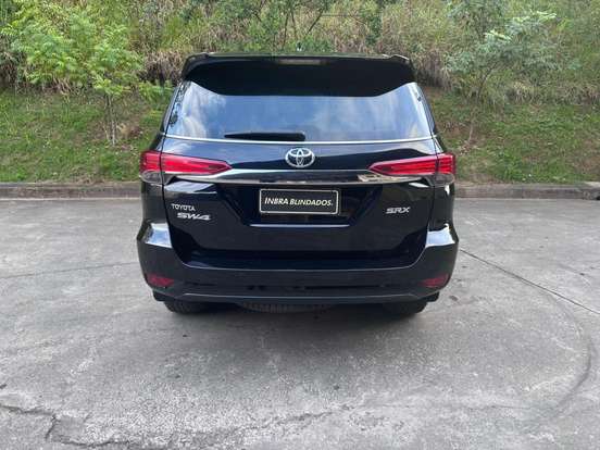 TOYOTA-HILUX SW4-2019