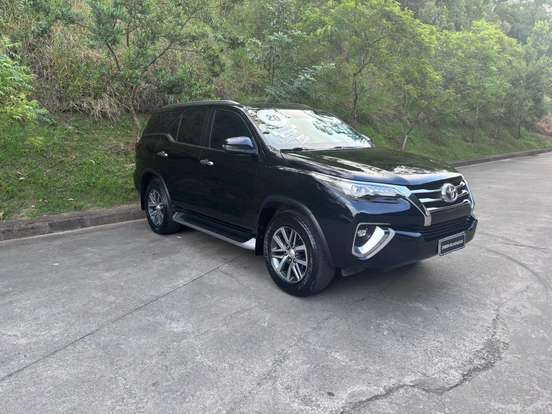 TOYOTA-HILUX SW4-2019
