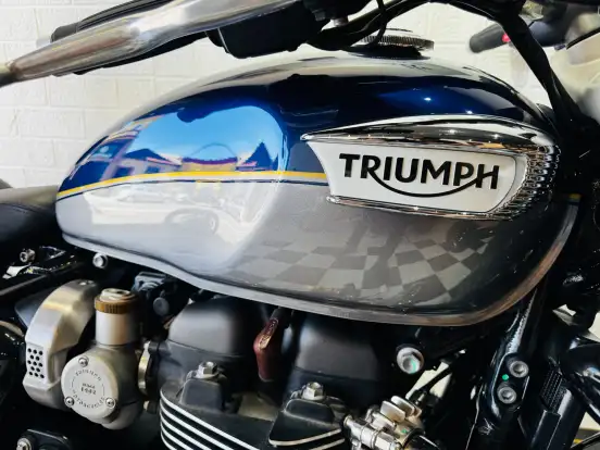 TRIUMPH-BONNEVILLE SPEEDMASTER-2024