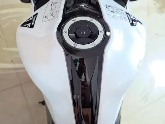 TRIUMPH-DAYTONA 660 TRIUMPH-DAYTONA 660-2025