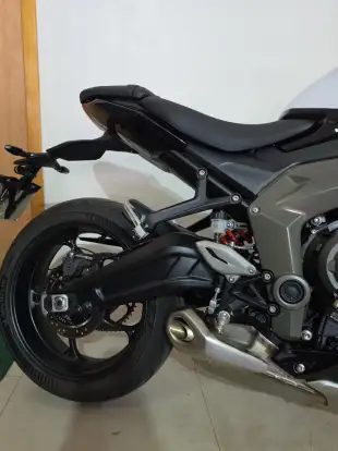 TRIUMPH-DAYTONA 660-2025
