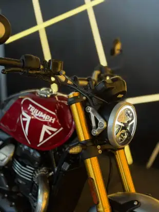TRIUMPH-SPEED 400-2024
