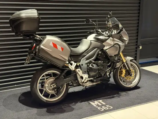 TRIUMPH-TIGER 1050 SE TRIUMPH-TIGER 1050 SE-2009